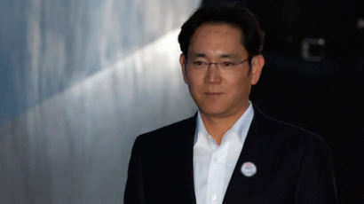FT "민주주의 본보기 한국…이재용 석방 시점·상황 유감"