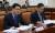 6일 국회에서 열린 5·18 관련 공청회에서 김정호 변호사(왼쪽)가 발언하고 있다. [뉴시스]