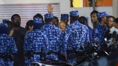 인기 신혼여행지 몰디브 비상사태 선포 … 외교부, 수도 말레섬 방문 자제 요청