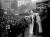 1910년 런던 트라팔가 광장에서 여성 참정권 운동을 주도한 서프러제트 샤롯 데스파드가 군중 앞에서 연설하고 있다. 영국이 부동산을 소유한 30세 여성에게 참정권을 부여한 지 6일로 100주년을 맞았다. [AP=연합뉴스]