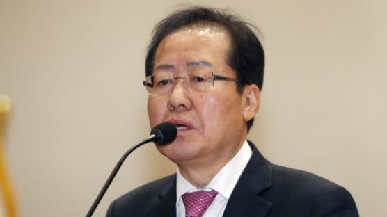 “민심 우려된다”는 한국당 중진에 홍준표 “어이없다”