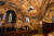 성 프란치스코의 유해가 안치되어 있는 지하성당 입구. 천정에는 그의 생애 일대기를 그린 프레스코화로 가득하다. [사진 장채일]