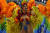 11일(현지시간) 브라질 리우 데자네이루 삼바 전용 공연장에서 열린 삼바 스쿨 퍼레이드에서 참가자가 화려한 춤을 선보이고 있다. [로이터=연합뉴스] 