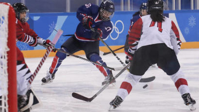 女아이스하키 단일팀 올림픽 첫 골, 명예의 전당 간다