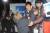 지난 2016년 1월 캐나다 휘슬러에서 열린 봅슬레이 월드컵에서 우승한 원윤종-서영우를 격려하는 지니 고드프리. [사진 지니 고드프리]