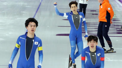 [속보] 한국 남자 팀추월, 2개 대회 연속 銀…이승훈 3회 연속 메달