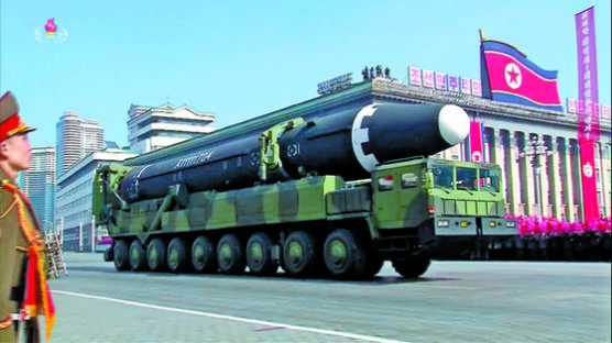 "북한 화성-15형은 옛 소련의 ICBM인 UR-100과 유사"