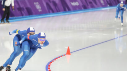 "이번 올림픽 가장 실망스러운 장면"…외신이 말하는 '팀추월' 경기