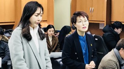 "극단 대표가 방으로 부르더니…" 전북 연극계도 '미투운동'