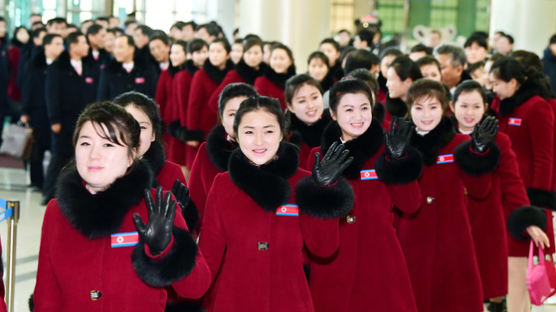 2002년엔 북 미녀응원단 팬클럽까지 등장, 2018 평창선 시들해졌다