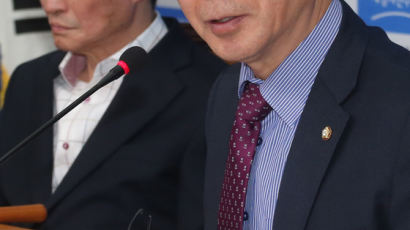 신임 국회 사무총장에 김성곤 전 의원
