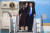 지난해 11월 7일 국빈 방문한 도널드 트럼프 미국 대통령 부부가 경기 오산공군기지에 전용기 에어포스원으로 도착해 손을 흔들며 인사하고 있다. 사진공동취재단