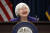 재닛 옐런 전 미 연방준비제도(Fed) 의장이 지난해 12월 연방공개시장위원회(FOMC) 직후 열린 기자회견에서 환하게 웃고 있는 모습. [중앙포토]