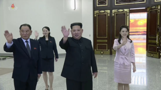 北 김정은, 군사분계선 넘어 南측에서 文대통령 만나는 이유?