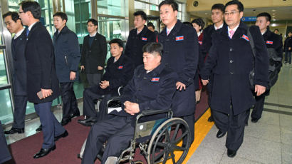 [사진] 한국 온 북한 패럴림픽 선수단