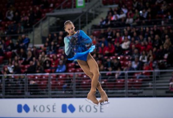 14세 러시아 소녀, 女 피겨 최초 4회전 점프 2회 성공 