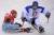 정승환이 11일(현지시간) 러시아 소치 샤이바아레나에서 열린 2014 겨울 패럴림픽 아이스하키 이탈리아와 경기에서 몸싸움을 하고 있다. [사진공동취재단]