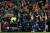 리오넬 메시(왼쪽에서 두 번째)가 첼시전 선제골을 터뜨린 뒤 코너플래그 부근에서 동료 선수들과 기쁨을 나누고 있다. [AP=연합뉴스]
