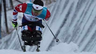 신의현, 26년 만에 한국 동계패럴림픽 사상 첫 金