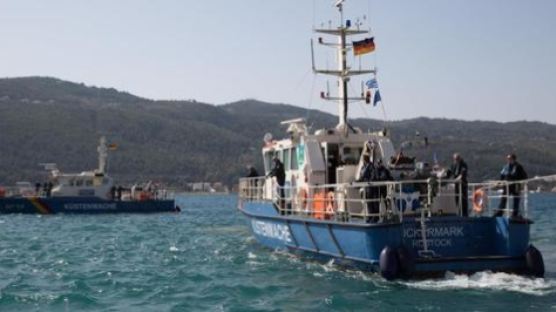 터키서 그리스 향하던 난민선 에게해에서 전복… 최소 14명 사망