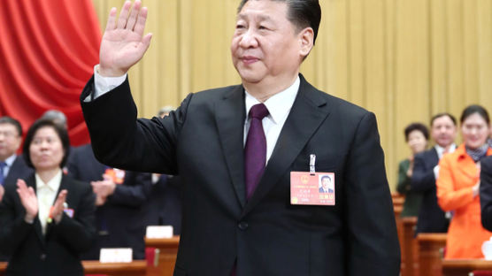 마오 이래 최대 권력 … 시진핑 재추대 2970표 중 반대 0표