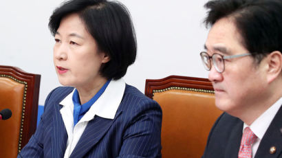 개헌 타협점 못 내놓는 민주당 … 한국당 “여당은 청와대 확성기인가”