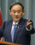 스가 요시히데(菅義偉) 일본 관방장관이 22일 오전 정례 브리핑에서 북일 정상회담 추진 여부와 관련해 &#34;북한측과 다양한 방식으로 (의견을) 교환하고 있다&#34;고 밝혔다. [교도=연합뉴스]