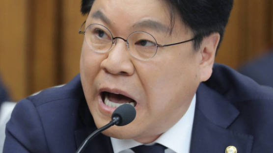 "미친개는 몽둥이가 약" 한국당 발언에 경찰들 부글부글