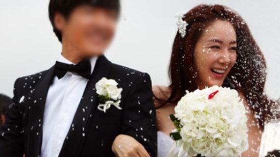 Actress CHOI JI-WOO Announces Surprise Wedding
