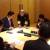 지난 2016년 일본 국가안전보장회의에서 아베 신조 총리(왼쪽)가 가와노 가쓰토시 통합막료장 의 보고를 받고 있다. 오른쪽은 아소 다로 부총리 겸 재무상.  [사진제공=총리관저 페이스북]
