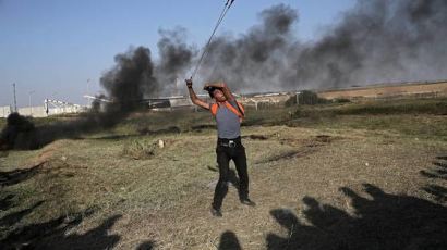 이스라엘군 실탄 사격, 팔 가자지구서 최소 17명 사망