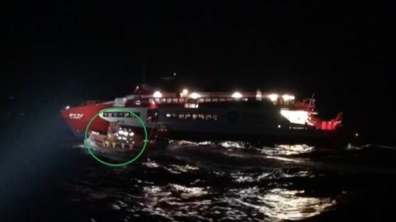 해경·승무원 신속한 대응… 403명 탑승한 여객선 무사히 구조
