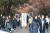 지난해 12월 서울 이화여대에서 2018학년도 수시모집 논술고사를 치른 수험생들이 시험을 끝내고 나오고 있다. [연합뉴스]