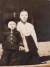 1958년 봄 21살 시절 홍춘호 할머니(오른쪽)가 제주시 안덕면 화순리에서 동생 홍성집(당시 7세)씨와 찍은 사진. 홍 할머니는 58년 겨울 다시 동광리로 시집을 왔다.