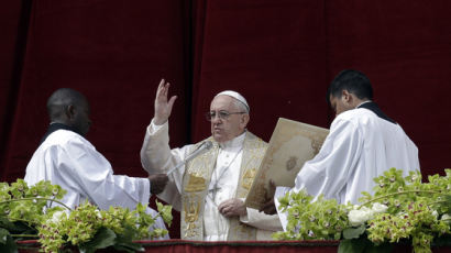 교황 부활절 메시지 “한반도 대화 결실을 기원”