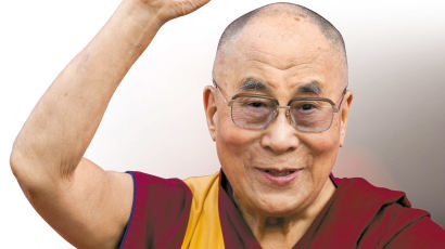 6월 중국 정상회담 앞둔 인도, 달라이 라마 활동 가로막아 