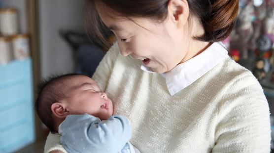 새 삶 찾고 5년 만에 새 생명을…심장 이식 환자, 국내 첫 출산