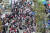 법원 삼거리에서 시위를 하고 있는 박 전 대통령 지지자들. 김경록 기자