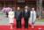 3월 25~28일 중국을 방문한 김정은 부부가 시진핑 내외와의 오찬에서 기념 촬영하는 모습. [연합뉴스]