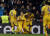 유벤투스의 블레이즈 마투이디(왼쪽에서 세번째)가 11일(현지시간) 레알 마드리드와의 UEFA 챔피언스리그 8강 2차전 경기에서 팀의 세번째 골을 성공시킨 뒤 환호하고 있다. [마드리드 AP=연합뉴스]