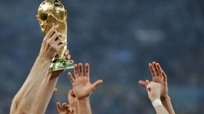 소프트뱅크 손정의, FIFA와 '새로운 월드컵' 만든다