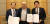 이상철 세계경영연구원 회장(왼쪽)과 이갈 에를리히 요즈마그룹 회장(가운데)이 14일 인천 그랜드하얏트 호텔에서 M&A 플랫폼 구축을 위한 양해각서(MOU)를 체결했다. [사진 세계경영연구원]