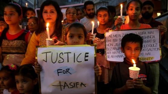 8세 아이가 성폭행·살해됐는데도…가해자 비호로 발칵 뒤집힌 인도