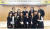 교육부 파견 교원으로 선발된 사이버외대 한국어학부 졸업생 10명이 ‘2018년도 태국 현지학교 한국어교원 발대식’에서 한국어학부 교수와 함께 기념촬영을 하고 있다. 