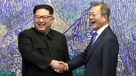 South and North Korean Leaders Hold Historic Summit, Stepping Towards Peace