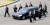 27일 오후 김정은 북한 국무위원장이 오찬을 위해 탑승한 차량이 경호원들의 호위를 받으며 판문점 평화의집에서 북으로 향하고 있다. 김상선 기자 