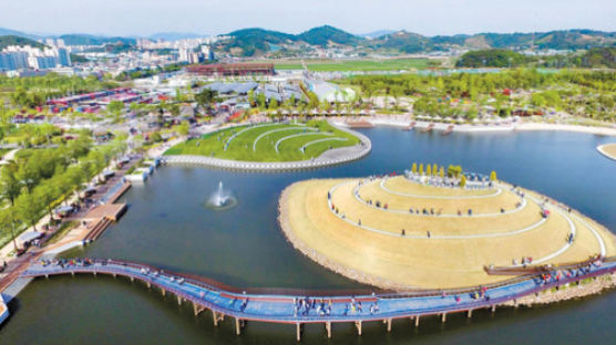 [남도 봄축제] 거대한 정원에 1억송이 꽃 활짝…순천만 꽃잔치