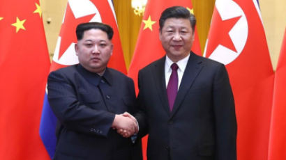 김정은, 시진핑에 "덩샤오핑 개방의 길, 빨리 걸었어야 했는데…"