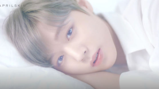 WANNA ONE PARK JIHOON's Milk Shampoo Sensation…Ad Reaches Over 1,000,000 Views and Temporary Sold Out