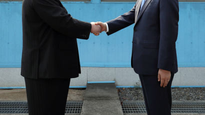 北 '비핵화 패' 안깠는데…南 '미군 철수'까지 거론